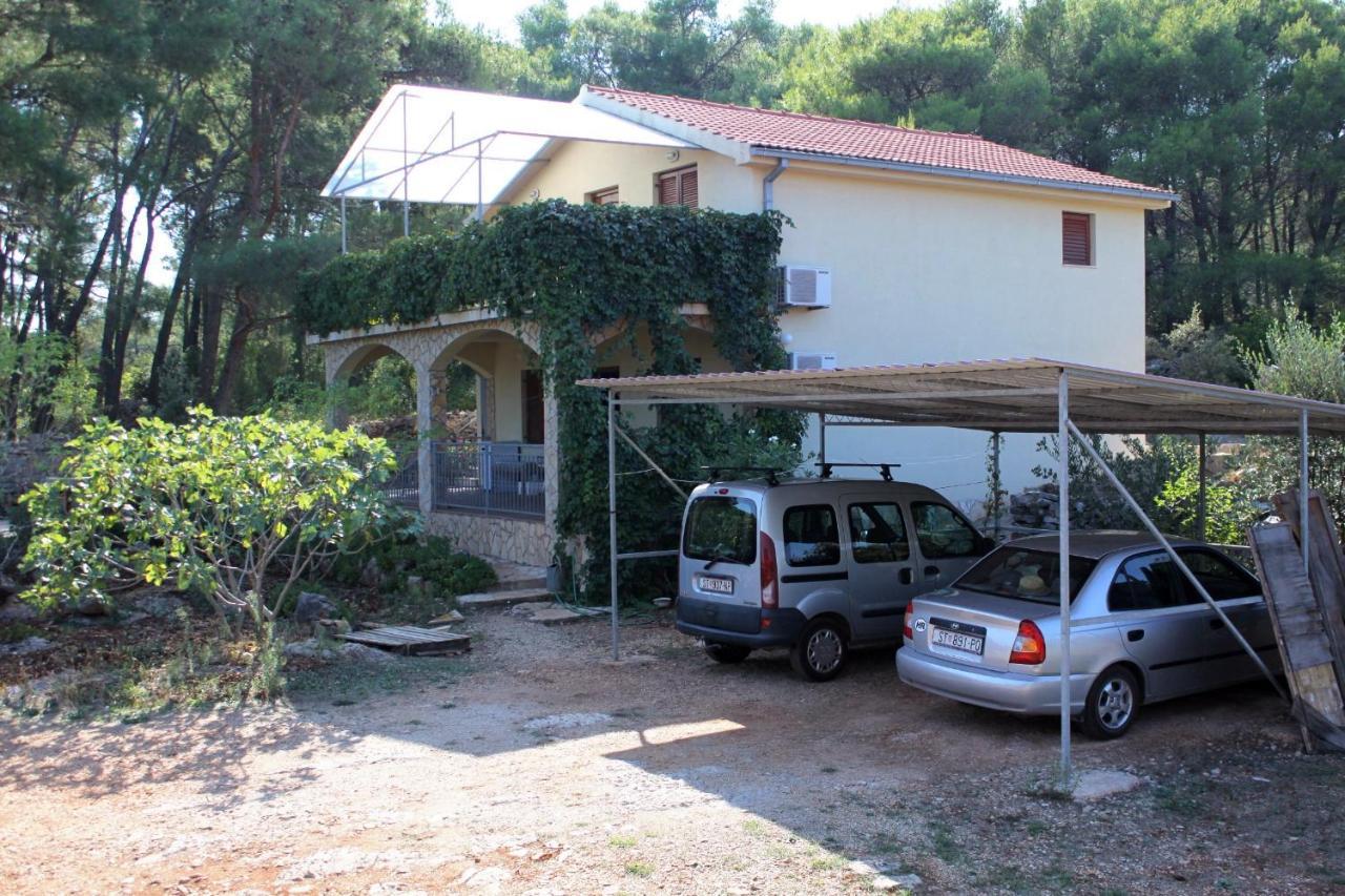 Apartments With A Parking Space Mudri Dolac, Hvar - 4043 Vrbanj Esterno foto