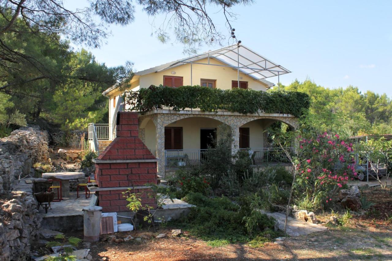 Apartments With A Parking Space Mudri Dolac, Hvar - 4043 Vrbanj Esterno foto