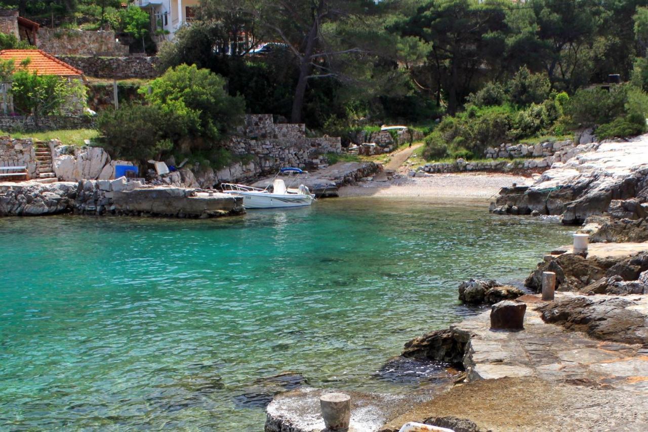 Apartments With A Parking Space Mudri Dolac, Hvar - 4043 Vrbanj Esterno foto